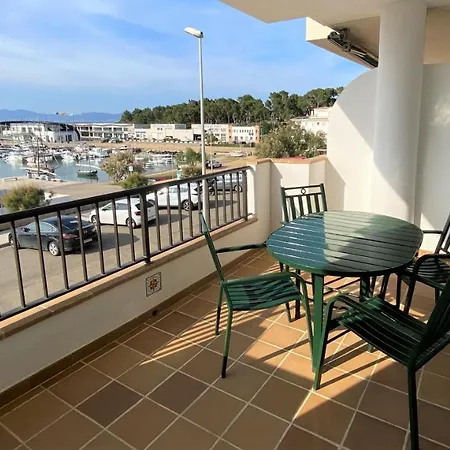 Esbotzada Apartment
